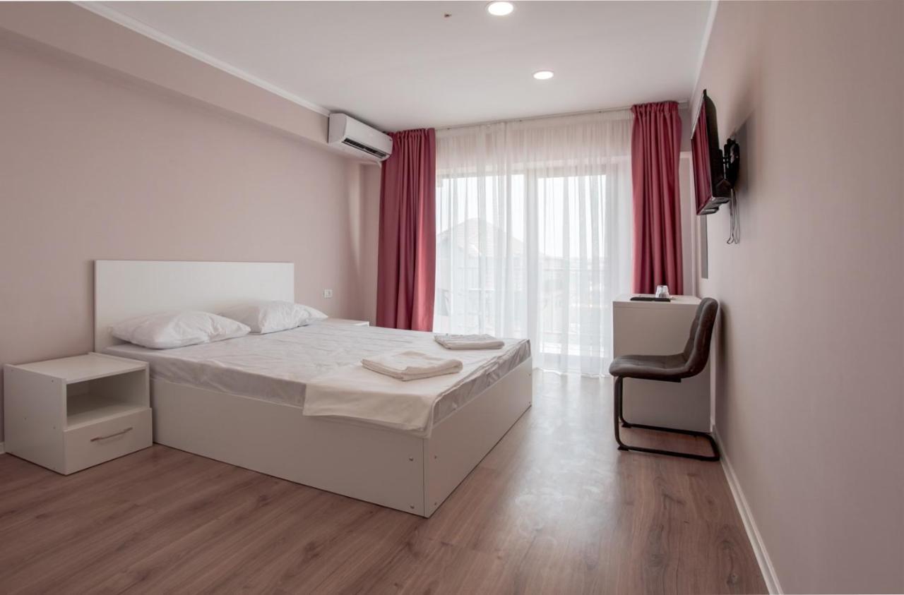 Pensiunea Riviera 코스티네스티 외부 사진